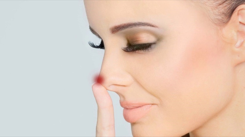 دستکاری بینی بعد از جراحی چه عوارضی دارد؟ | جراح پلاستیک اصفهان