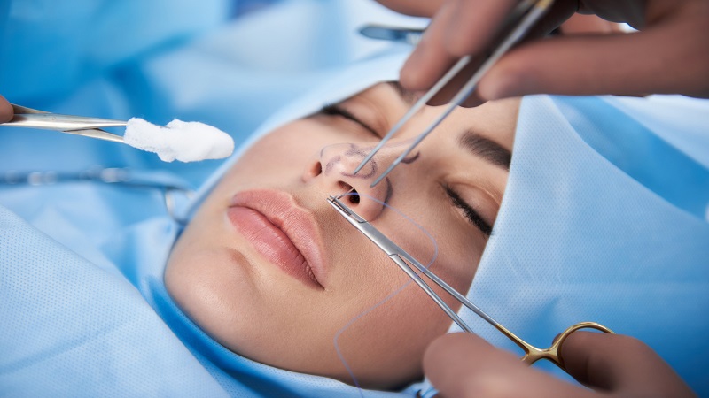جراح بینی اصفهان | عمل ترمیمی بینی